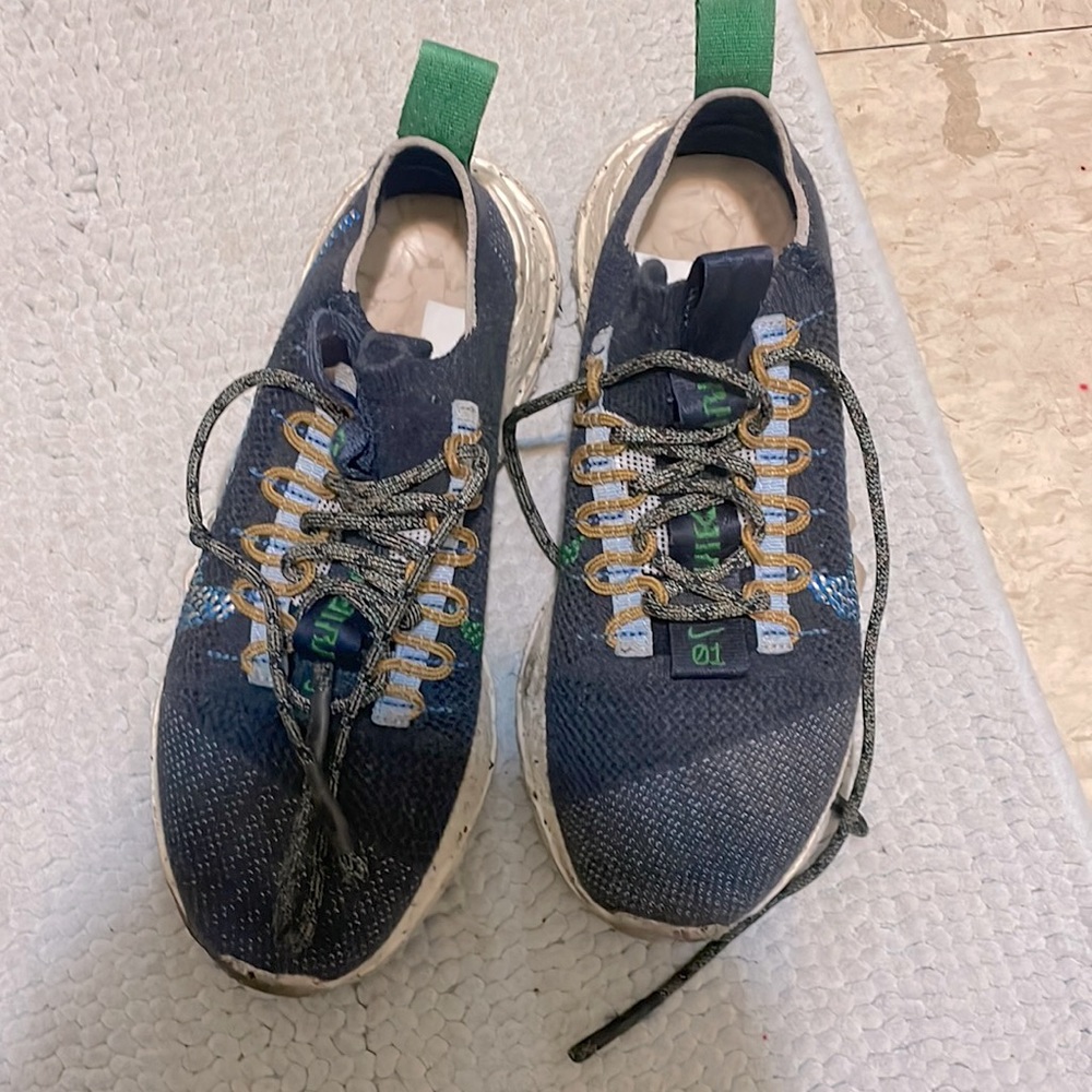 Boys shoes